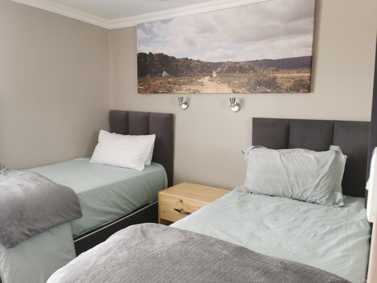 SiriMiri Cottage Dullstroom Esterno foto