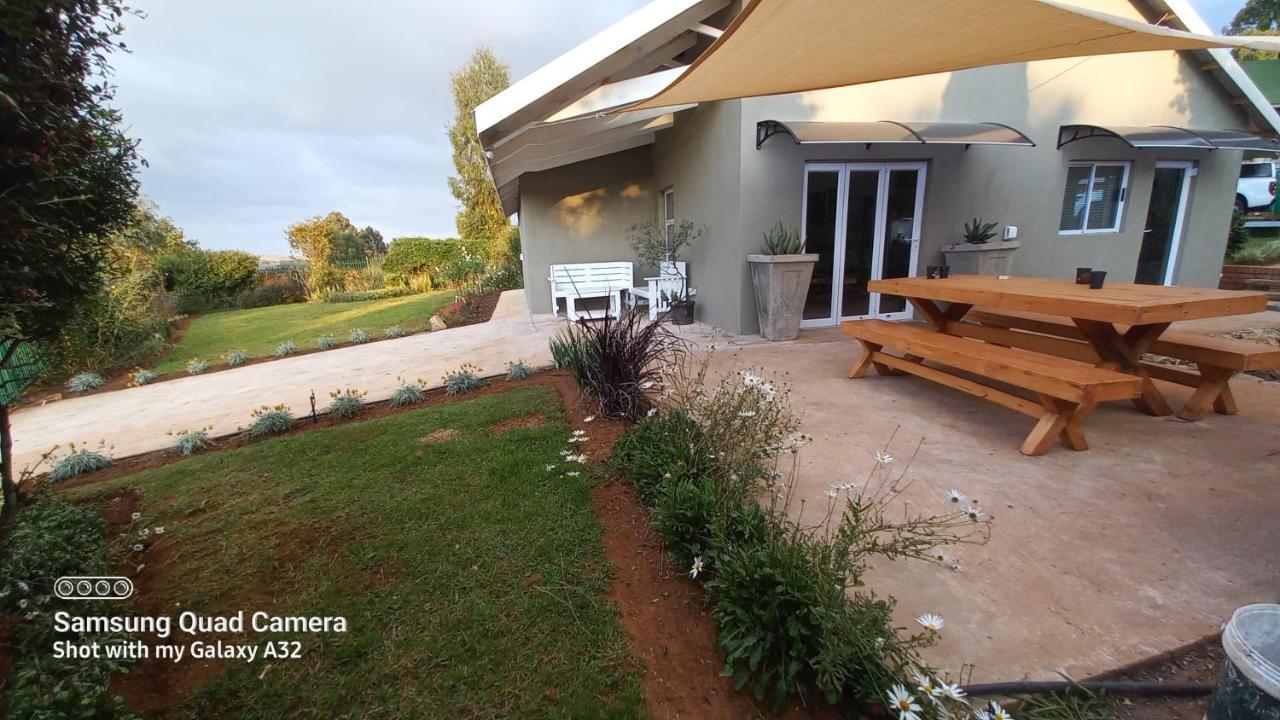 SiriMiri Cottage Dullstroom Esterno foto
