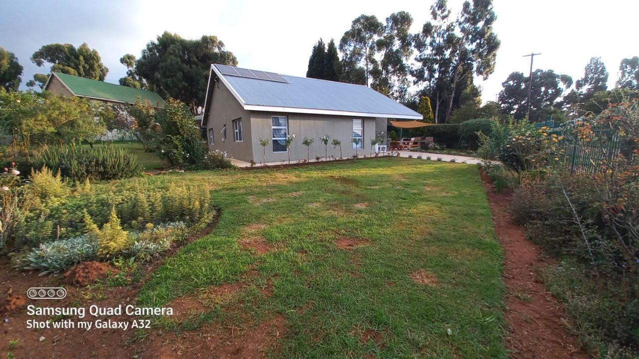 SiriMiri Cottage Dullstroom Esterno foto